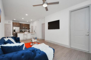 Spacious Luxe 1 Bedroom Getaway